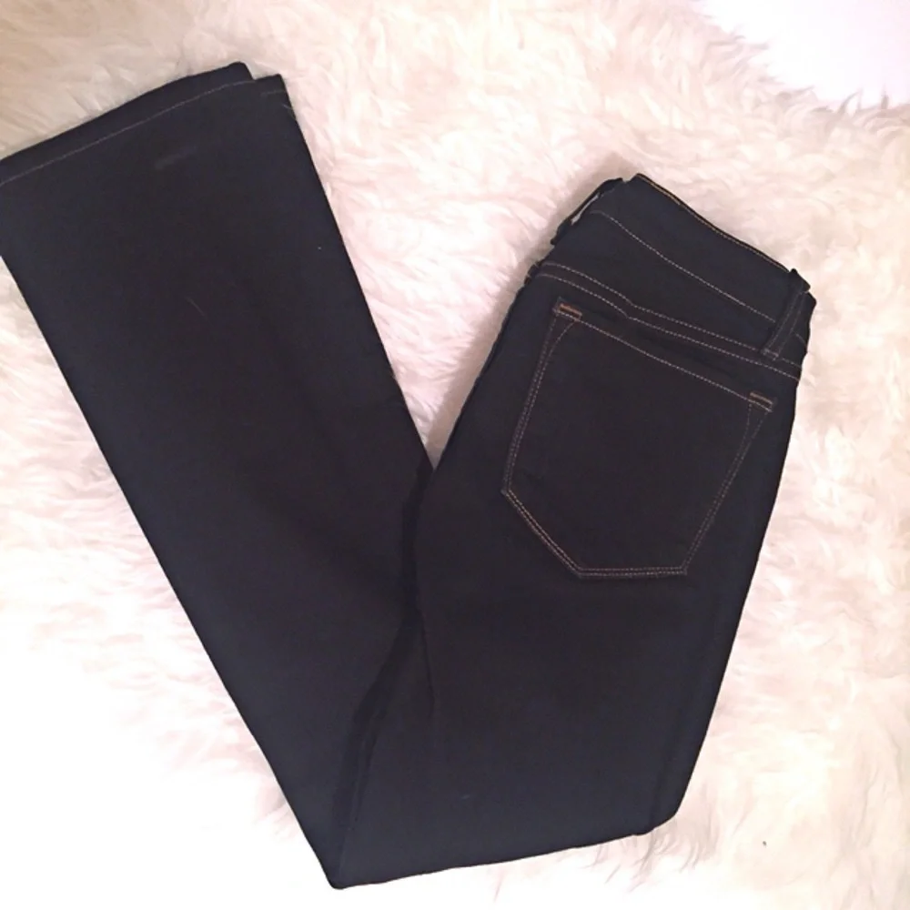 J Brand The Cigarette Straight Leg Jeans “914 Blk”